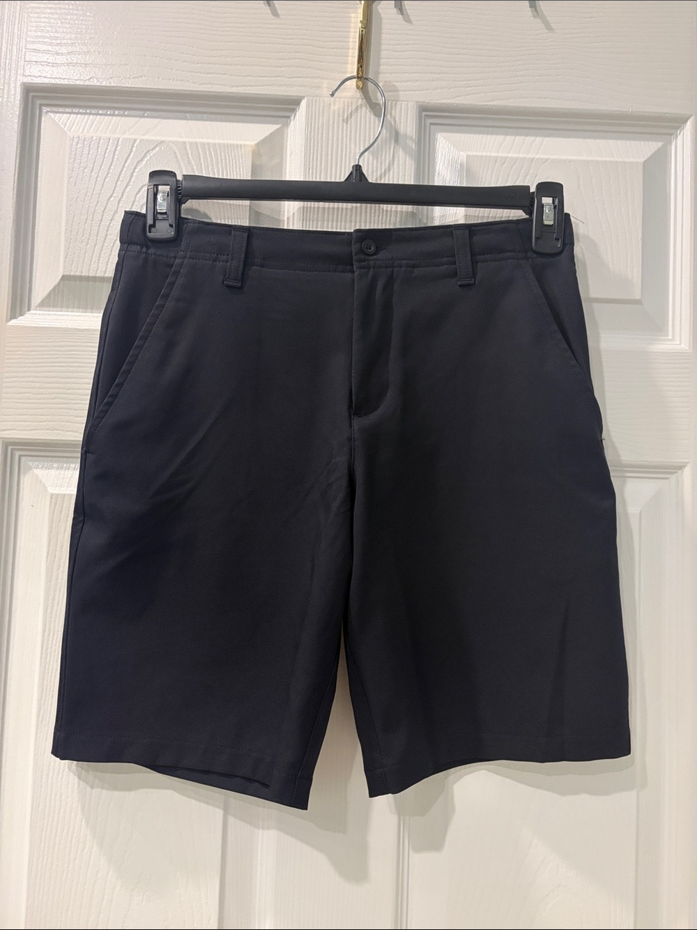 Boys Under Armour Black Performance Golf Shorts Large Adjustable Waist